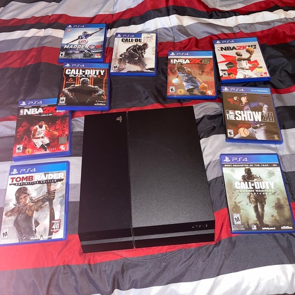 Playstation 4 with Astro 10 Headset + 9 Games - Picture 5 of 7